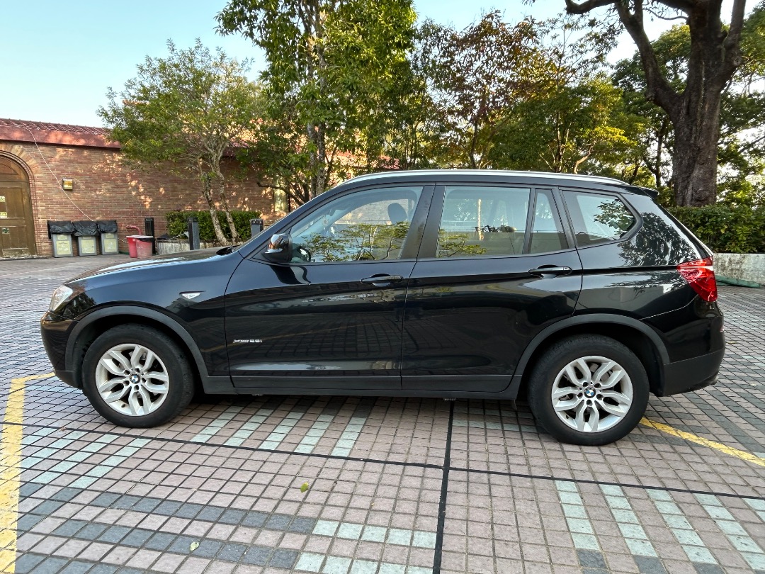 BMW X3 sDrive28i (A)62863131836930111
