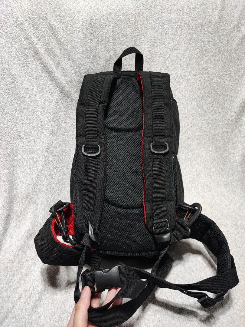 Camera backpack (Category: Camera Bags & Carriers) located in Baguio. Submitted by jayrgijc52758 (Listing ID 1357462672, Image 3). Description: Camera backpack Medium size With camera dividers Excellent condition pa 1k.