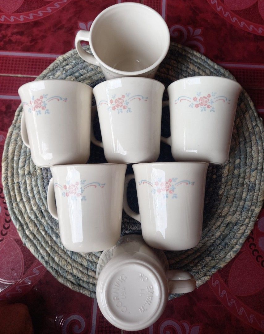 CORNING USA MUG (Category: Coffee & Tea Tableware) located in Manila. Submitted by clarisasan19348 (Listing ID 1357462343, Image 1). Description: CORNING USA MUG 8.5cm×9cm.