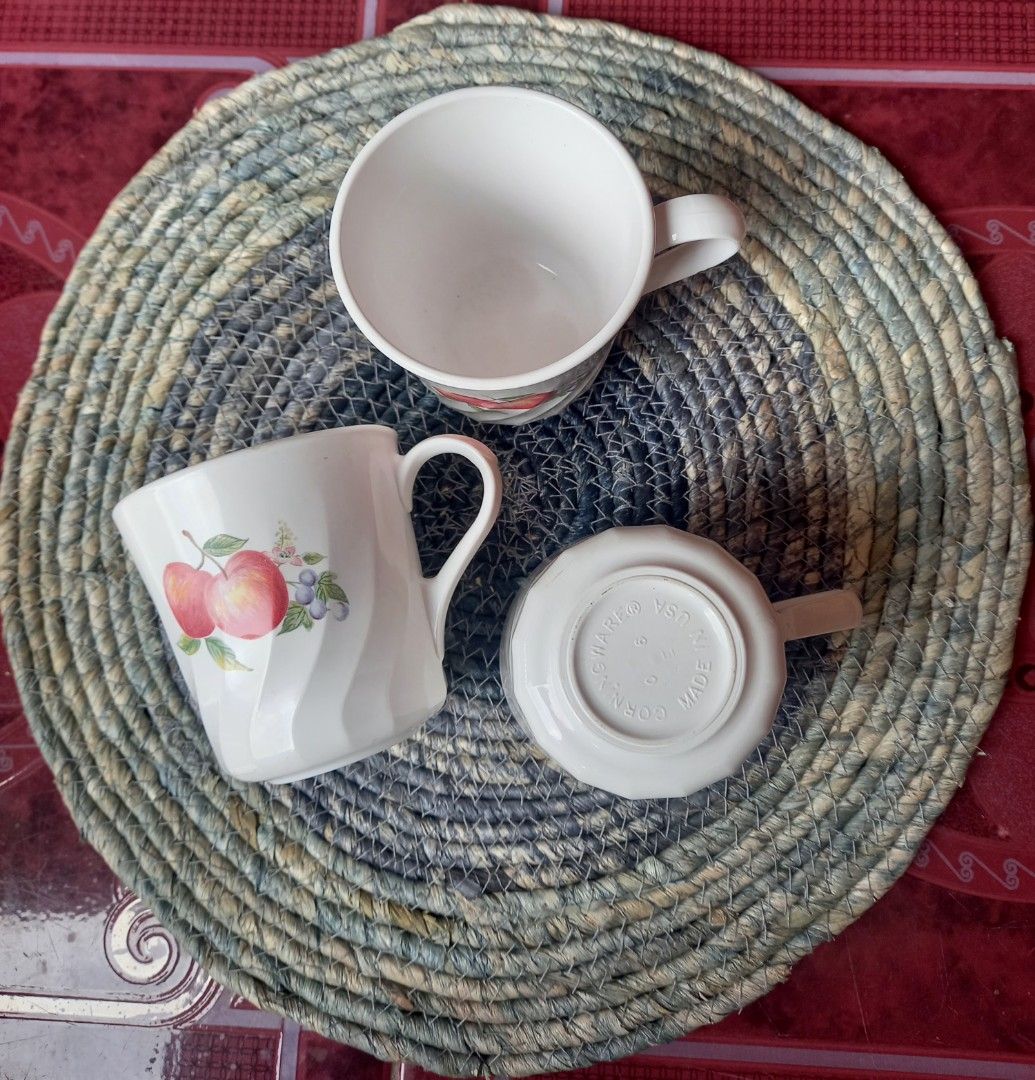 Corning ware mug USA (Category: Coffee & Tea Tableware) located in Manila. Submitted by clarisasan19348 (Listing ID 1357464500, Image 1). Description: Corning ware mug USA 8.5cm×9cm.