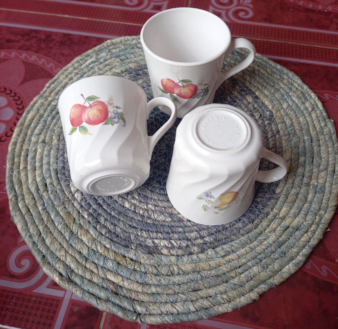 Corning ware mug USA (Category: Coffee & Tea Tableware) located in Manila. Submitted by clarisasan19348 (Listing ID 1357464500, Image 2). Description: Corning ware mug USA 8.5cm×9cm.