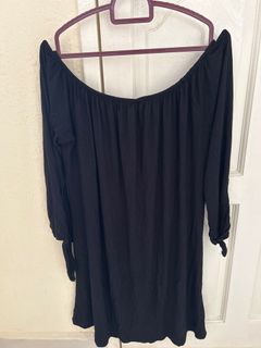 (Category: ) located in . Submitted by justsellingitems19 (Listing ID 1357473357, Image 1). Description: .