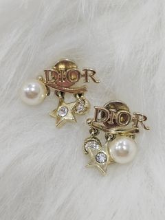 (Category: ) located in . Submitted by shoppingwith_initrah (Listing ID 1357549064, Image 1). Description: .