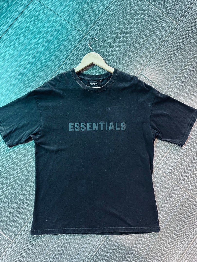 ESSENTIALS TEE (Category: Tshirts & Polo Shirts) located in Setiu. Submitted by ayeddstoree (Listing ID 1357441517, Image 1). Description: PIT 20 / LABUH 27 COND 9.5/10 , JARANG PAKAI NEGOOOO . APA APA PM .