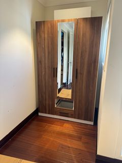 (Category: ) located in . Submitted by priceworthfurniture (Listing ID 1357590765, Image 1). Description: .