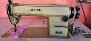 Juki DDL 5550 high speed sewing machine slightly used