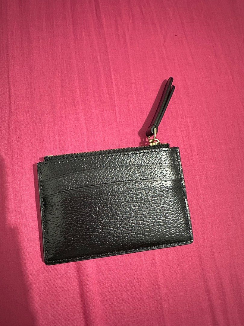 Kate Spade Card Holder (Category: Luxury Bags & Wallets) located in General Santos City (Dadiangas). Submitted by preloved_thingsssz (Listing ID 1357489779, Image 2). Description: Kate Spade Brand 💯 Original No inclusion Negotiable .