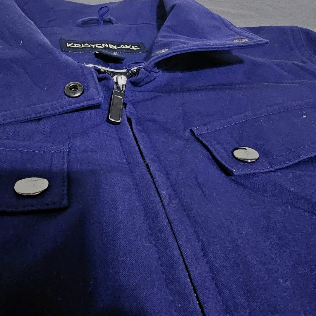 Blue Coat (Category: Coats, Jackets and Outerwear) located in Cavite. Submitted by blarix (Listing ID 1357548902, Image 2). Description: - Fit for Medium frame - once lang nagamit - 22-inch sleeve - 32-inch length - 20-inch width.