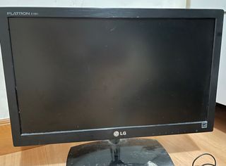 LG 18.5-inch Monitor E1951T LED64207893831939110