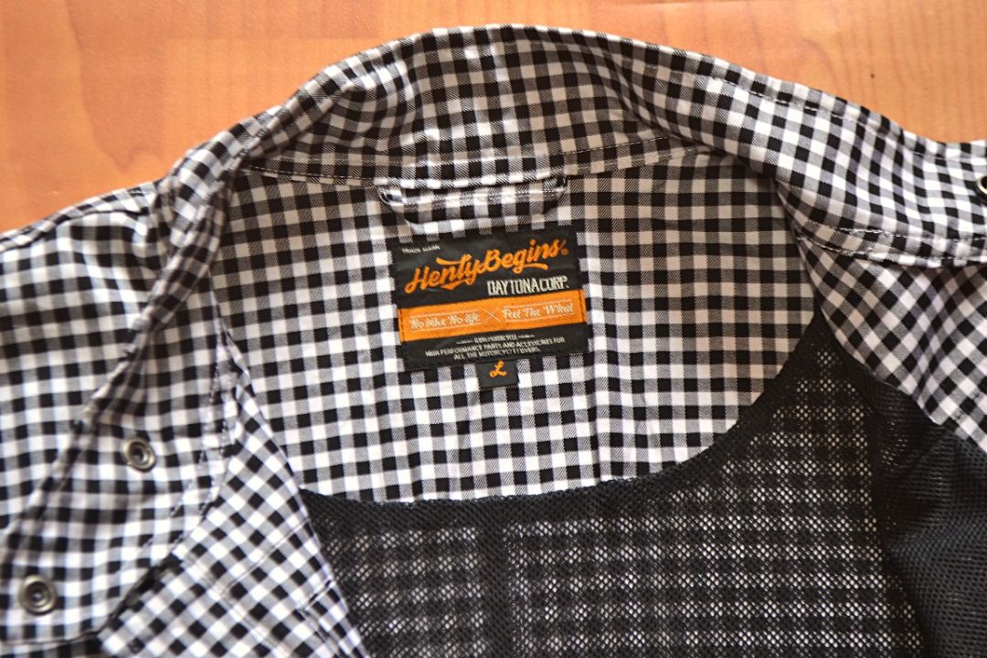 Moto Jacket by Daytona Co (Category: Coats, Jackets and Outerwear) located in Baguio. Submitted by RacksToTheFuture (Listing ID 1357445675, Image 3). Description: Size Large Henly Begins Cafe Racer Jacket.
