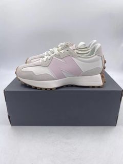 (Category: ) located in . Submitted by preloved_items46 (Listing ID 1357559126, Image 1). Description: .