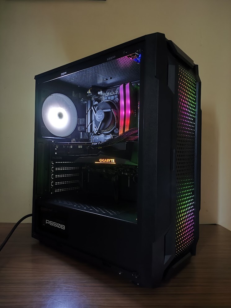 [PC] RX 6600 XT | Intel i5-11400F | 16GB DDR4 | B560M DS3H | MATX wifi ...