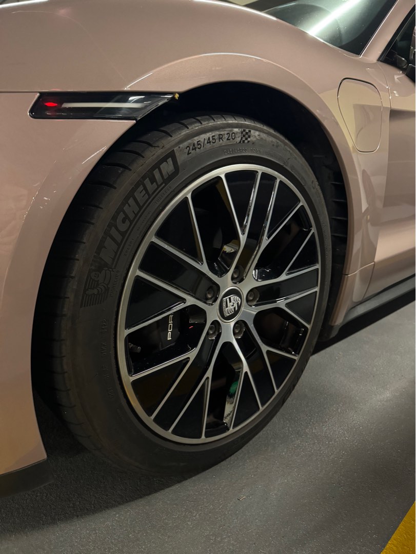 Porsche Taycan  Taycan Auto62863174087425113