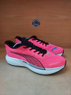 (Kategori: ) berada di . Dikirim oleh baedowisneakers (ID iklan 1357444222, Gambar 1). Deskripsi: .