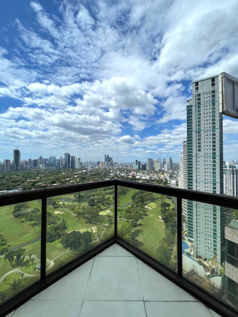 Rare 2Br Semi Penthouse Icon Residences Bgc With Balcony Property Photo Inspiration