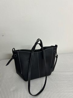 (Category: ) located in . Submitted by ik.preloved (Listing ID 1357538872, Image 1). Description: .