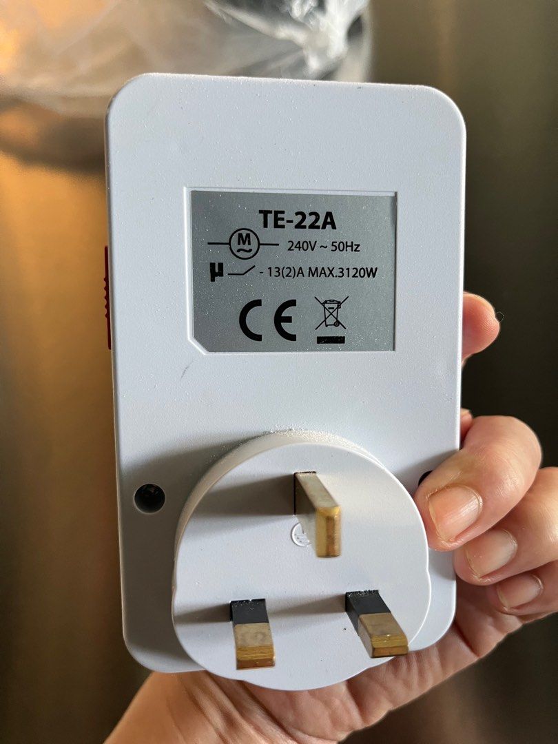 Socket timer (Category: Other Accessories) located in Singapore. Submitted by vivi106735 (Listing ID 1357458378, Image 2). Description: Self collect from city gate .
