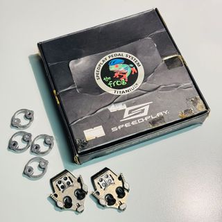 （分類：）位於 。 由 avia3333 提交（商品編號 1036293623，圖片 1）。簡介： 。