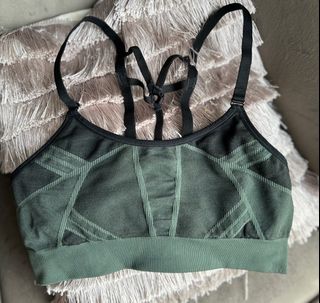 (Category: ) located in . Submitted by bag_finder (Listing ID 1357397272, Image 1). Description: .