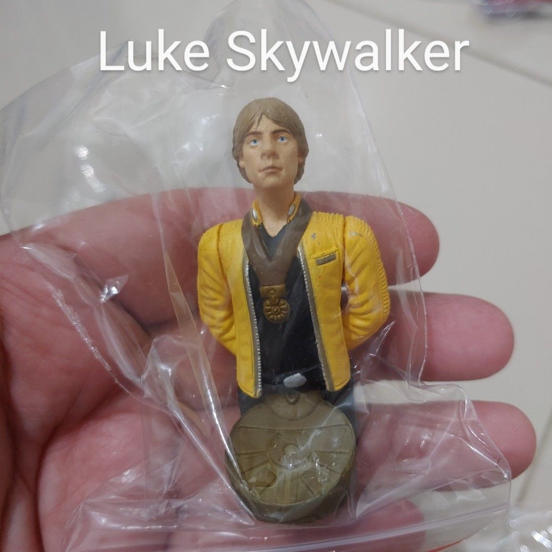 Star wars pepsi cap figures (Category: Figurines & Statues) located in Pasig City. Submitted by samnok_toys_ph (Listing ID 1357484539, Image 3). Description: 100 each luke skywalker jango fett gcash mop lalamove flash or grab loc makati and cainta.