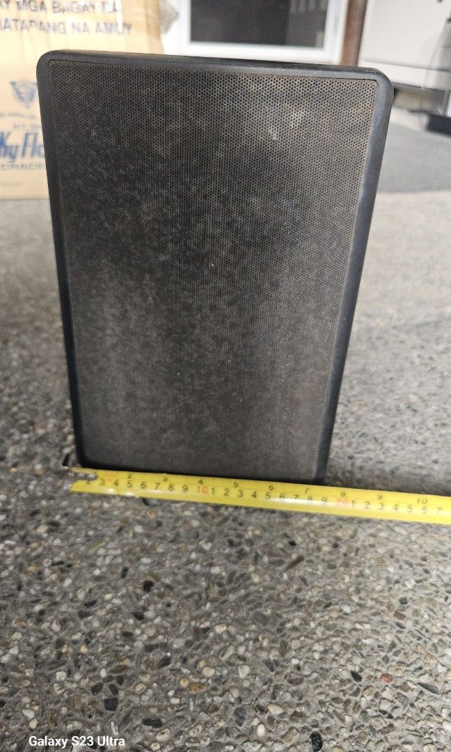 Studio Acoustics Outdoor Speakers (Category: Soundbars, Speakers & Amplifiers) located in Quezon City. Submitted by ramonstuff (Listing ID 1357484436, Image 1). Description: Model SA970B. 6" (152 mm) Frequency. Res: 100Hz -20 KHz Power Handling 150 Watts Impedance : 8 Ohm Made in Philippines Hardly used free speaker wires.