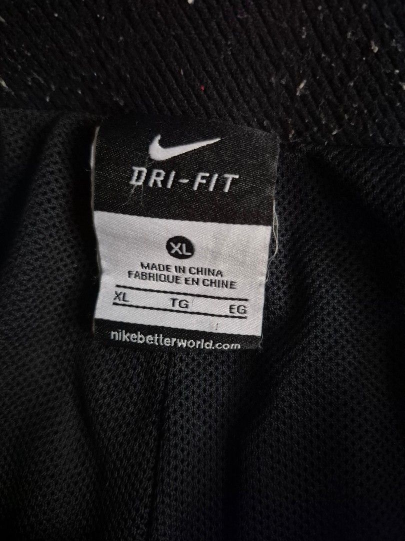 Trackpant (Category: Activewear) located in Kuala Terengganu. Submitted by adibrimi34 (Listing ID 1357495321, Image 3). Description: .