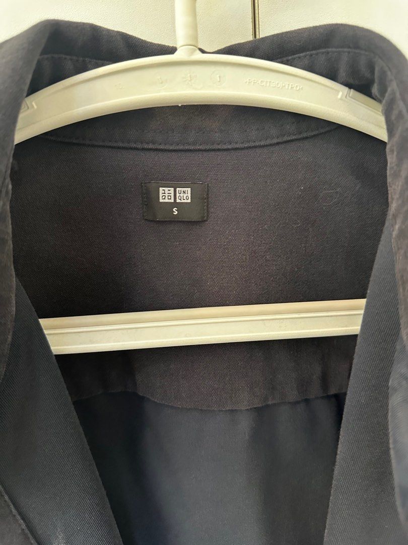 Uniqlo Overshirt Jacket - Navy blue (Category: Coats, Jackets and Outerwear) located in Taguig. Submitted by dany29 (Listing ID 1357444265, Image 3). Description: excellent condition. Washed with care..