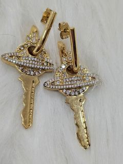(Category: ) located in . Submitted by shoppingwith_initrah (Listing ID 1357543933, Image 1). Description: .
