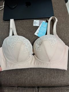 （分類：）位於 。 由 sellingnewthings 提交（商品編號 1357484009，圖片 1）。簡介： 。