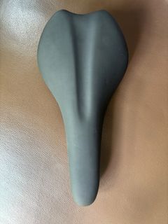 (Category: ) located in . Submitted by moluminary (Listing ID 1357430279, Image 1). Description: .