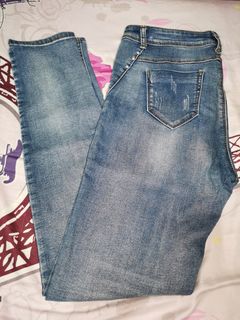 (Category: ) located in . Submitted by Stella99 (Listing ID 1357435691, Image 1). Description: .