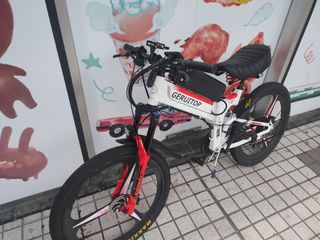（分類：）位於 。 由 hangv3v 提交（商品編號 1355390489，圖片 1）。簡介： 。
