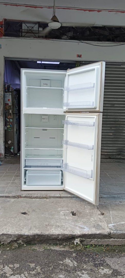 Genuine FREEZER DOOR Replacement For Beko Refrigerator Models - Part Number 4332400400