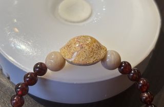 (Category: ) located in . Submitted by evcrystals (Listing ID 1357697603, Image 1). Description: .