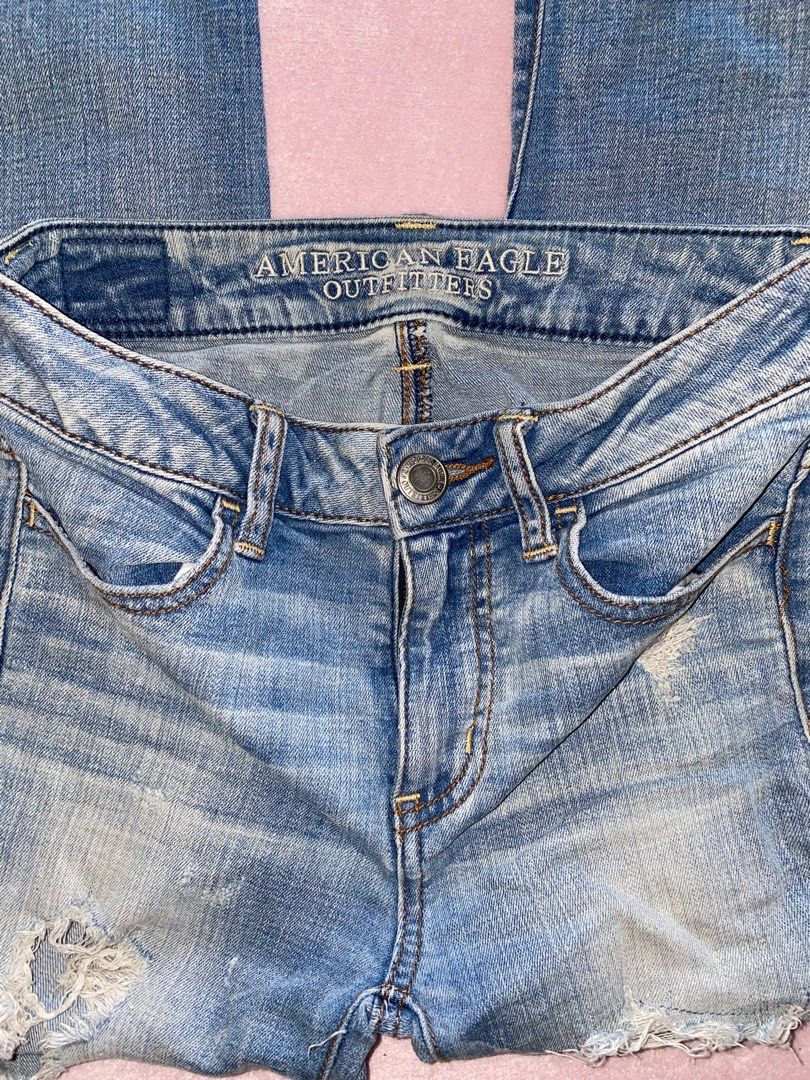 American Eagle Outfitters womens jeans (Category: Jeans) located in Compostela. Submitted by usitems (Listing ID 1357760375, Image 2). Description: Like new Perfect for 5 foot below Size 25-26” waistline.