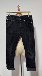 (Category: ) located in . Submitted by basket.of.clothes (Listing ID 1357684574, Image 1). Description: .