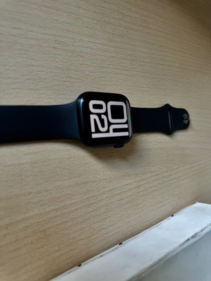 Apple watch series 9 45 mm GPS (Category: Wearables & Smart Watches) located in Quezon City. Submitted by Nepolol (Listing ID 1357686309, Image 2). Description: No issues Battery health : 96% Comes with box , straps and charger Location : Cubao.