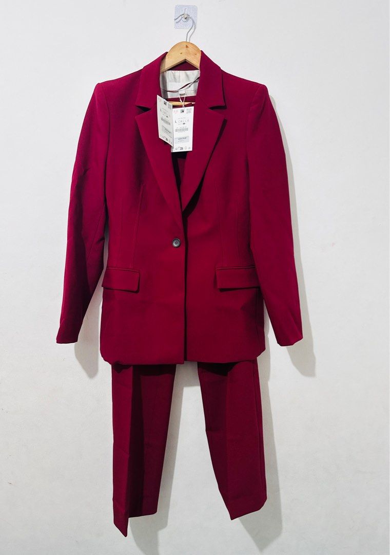 💯Auth Zara Coordinates Set (Category: Sets or Coordinates) located in Makati City. Submitted by brandedshopoffers (Listing ID 1357635475, Image 3). Description: 💯Authentic Zara Coordinates Set New Collection 2025 Brand new with tag Size: both Large Price: 6,500.