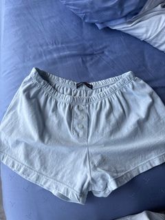 (Category: ) located in . Submitted by prawnmee123 (Listing ID 1357683961, Image 1). Description: .