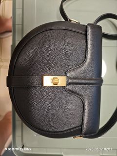 （分類：）位於 。 由 Ykp1011 提交（商品編號 1357767460，圖片 1）。簡介： 。