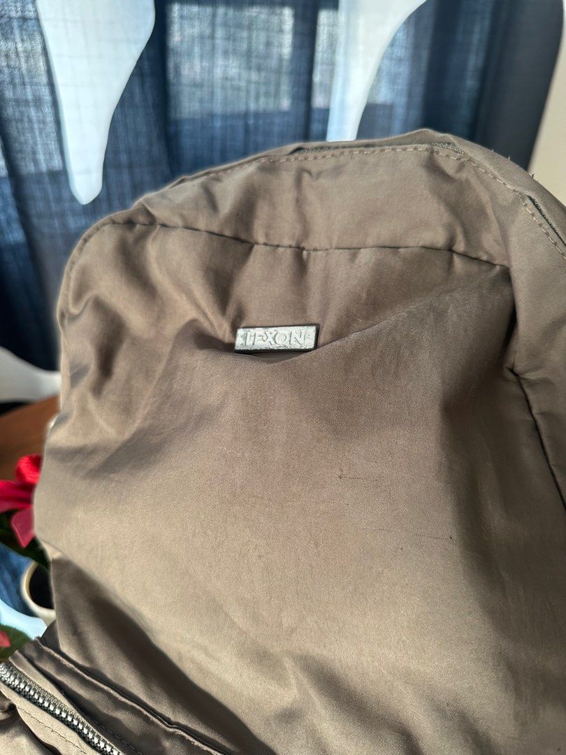 Changi Backpack (Category: Backpacks) located in Bayan Lepas. Submitted by httpdons (Listing ID 1357592615, Image 2). Description: ✅ Heavily used ✅ Bought at Changi Airport ✅ Selling to declutter.