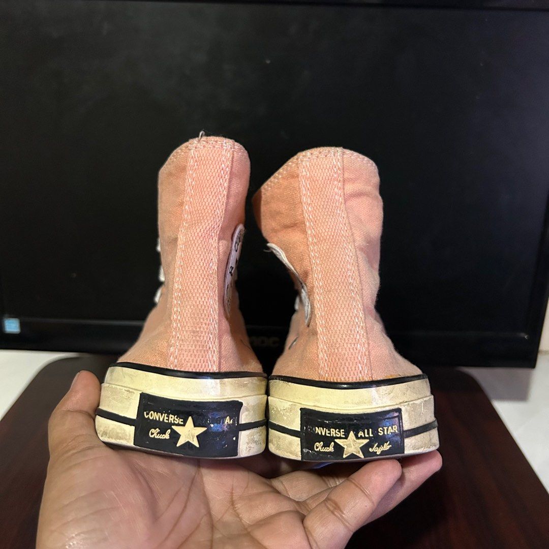 CONVERSE CHUCK 70s HIGH CORAL PINK (Category: Sneakers) located in Quezon City. Submitted by sharatraycooo (Listing ID 1357746174, Image 3). Description: CONVERSE CHUCK 70s HIGH CORAL PINK US MEN 7.5 US WOMEN 9.5 EURO 41.