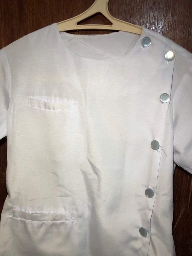 4th year MedTech Uniform (Category: Others Tops) located in Manila. Submitted by decluttermt (Listing ID 1357663345, Image 2). Description: Selling a white medical student uniform in good condition with a minor punit on pants Color may be due to lighting Size: S-M Perfect for clinical rotations or practice. Condition: minor punit in back of the pants, but otherwise well-maintained Location: Sta. Ana Manila DM for details or pickup arrangements!.