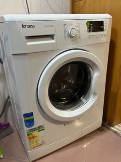 （分類：）位於 。 由 secondhandgoodsbyclrst 提交（商品編號 1357776857，圖片 1）。簡介： 。