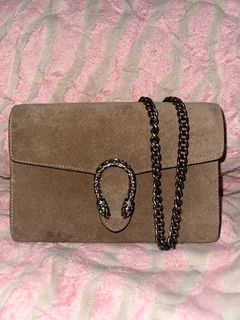 (Category: ) located in . Submitted by fatima_k (Listing ID 1357760687, Image 1). Description: .