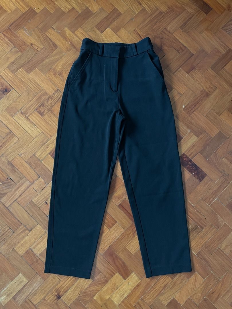 H&M women's black slacks (Category: Other Bottoms) located in Quezon City. Submitted by shopesr (Listing ID 1357672368, Image 1). Description: size: XS dimensions: 26 in (w) 38 in (l) material: cotton blends issues: no issues, rarely used.