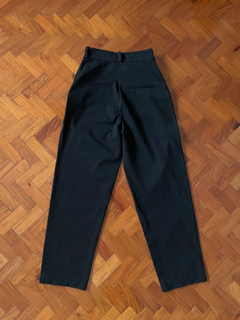 H&M women's black slacks (Category: Other Bottoms) located in Quezon City. Submitted by shopesr (Listing ID 1357672368, Image 2). Description: size: XS dimensions: 26 in (w) 38 in (l) material: cotton blends issues: no issues, rarely used.