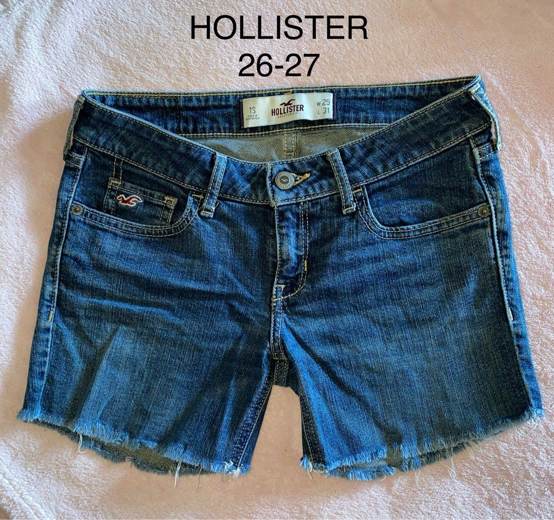 Hollister denim short (Category: Shorts) located in Compostela. Submitted by usitems (Listing ID 1357760875, Image 1). Description: Personal preloved Good as new 26-27 waistline .