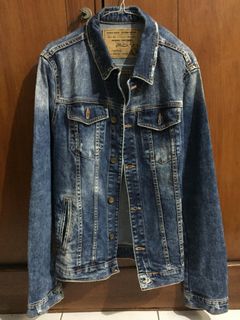 (Kategori: ) berada di . Dikirim oleh tobrut (ID iklan 1357668363, Gambar 1). Deskripsi: .