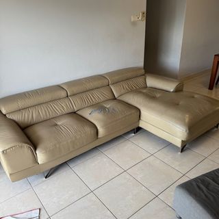 (Category: ) located in . Submitted by leremy (Listing ID 1357595133, Image 1). Description: .